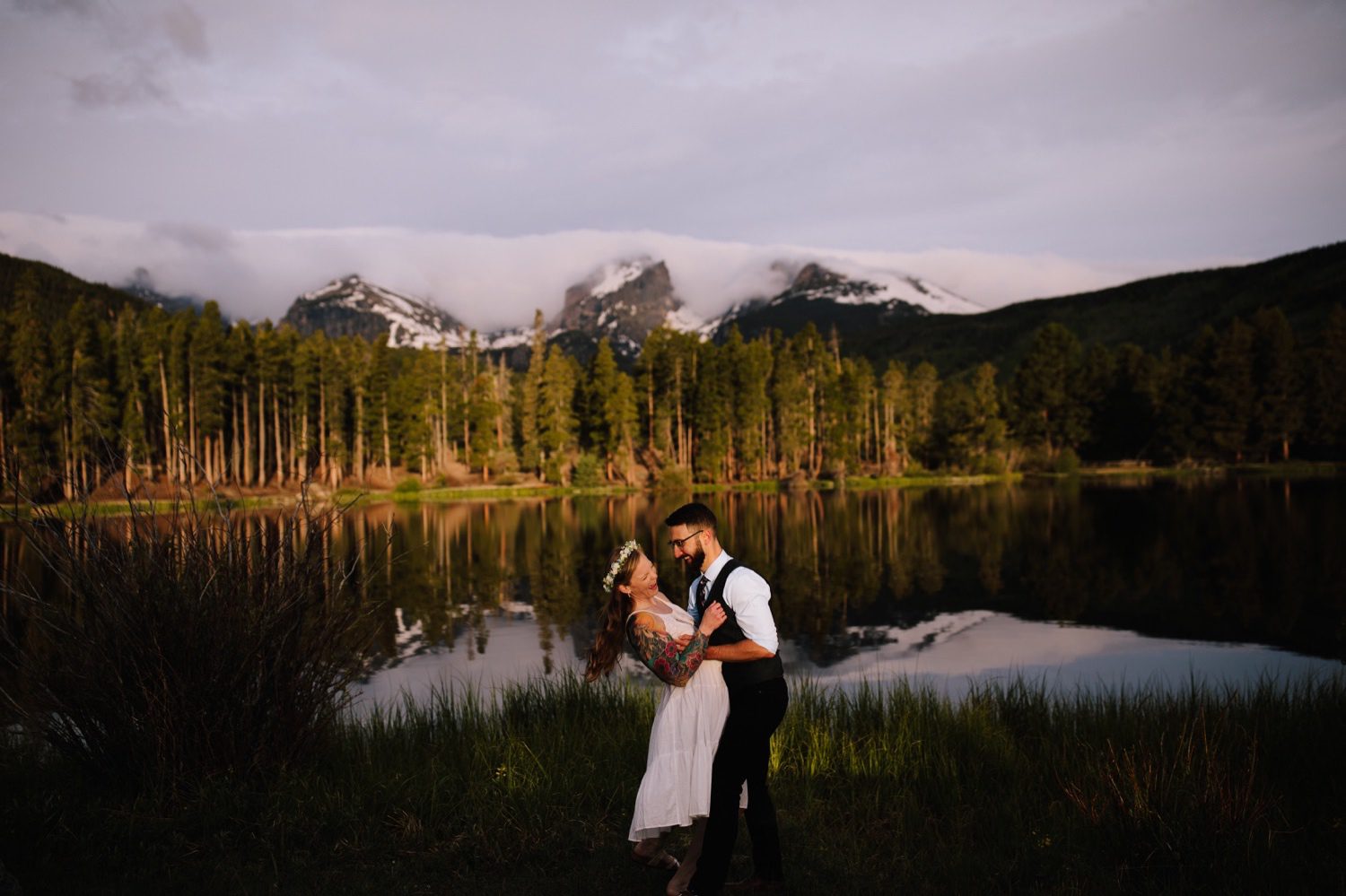Colorado Elopement Photographer, Places to Elope, Colorado elopement ideas, Elopement inspiration, Destination Elopement, Mountain Elopement, Adventure Elopement, Elopement ideas, Estes Park Elopement, Rocky Mountain National Park Elopement, Sprague Lake Elopement, Colorado Wedding Photographer, Intimate Wedding Ideas, Sprague Lake, Estes Park, Rocky Mountain National Park, Adventure Elopement Photographer, Destination Elopement Photographer, National Park Elopement