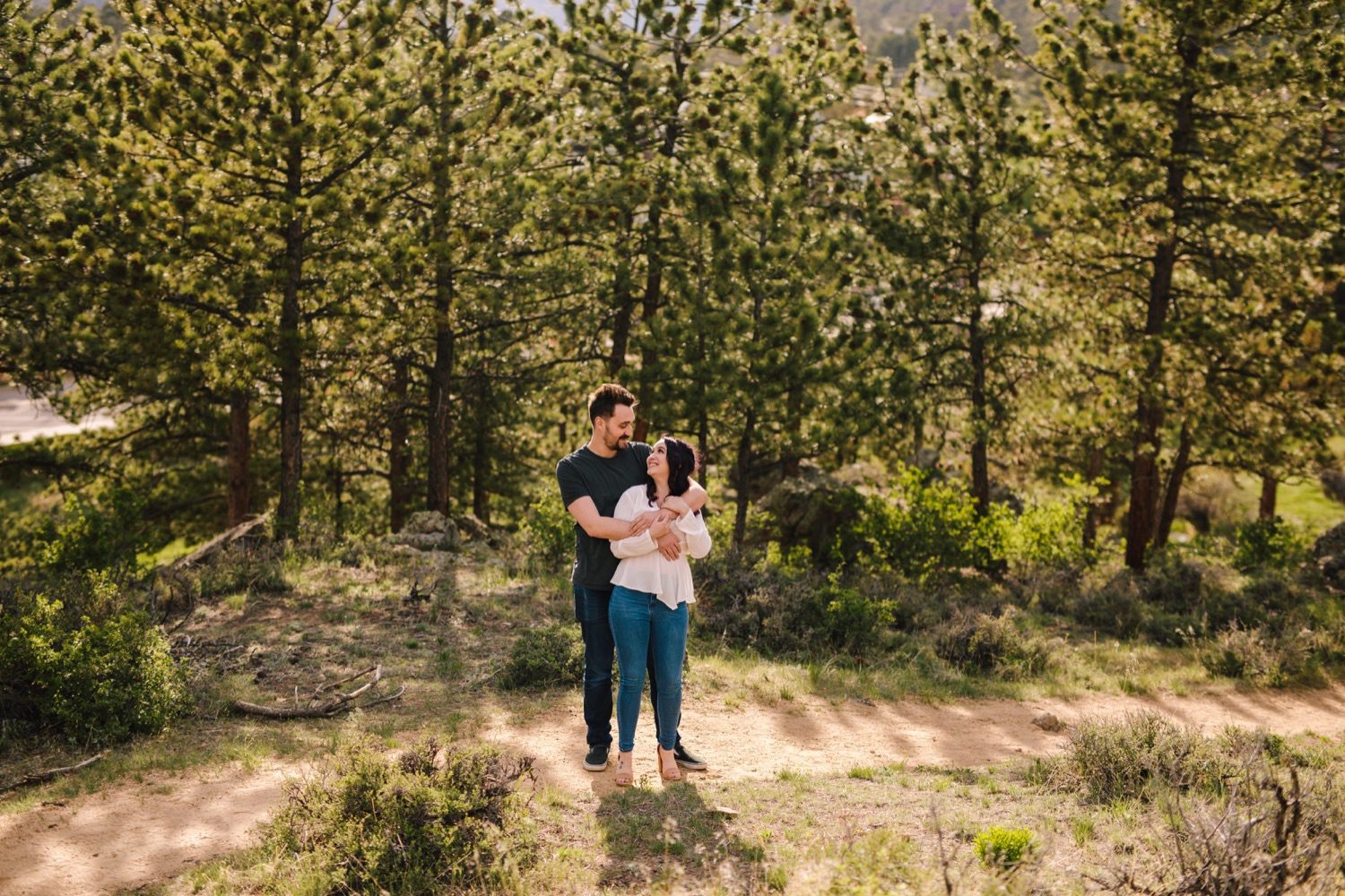 Estes Park Engagement photos, Photography locations outside of Rocky Mountain National Park, Colorado Engagement Photographer, Engagement Session Estes Park, Estes Park Colorado Photographer, Estes Park Engagement Photographer, Estes Park Engagement Session, Colorado Mountain Engagement Photos, Mountain Engagement Session, What to wear for engagement photos, Outfit ideas for engagement photos, Engagement Pictures, Engagement Session Posing, Engagement Photos in Colorado, Spring Engagement Photos
