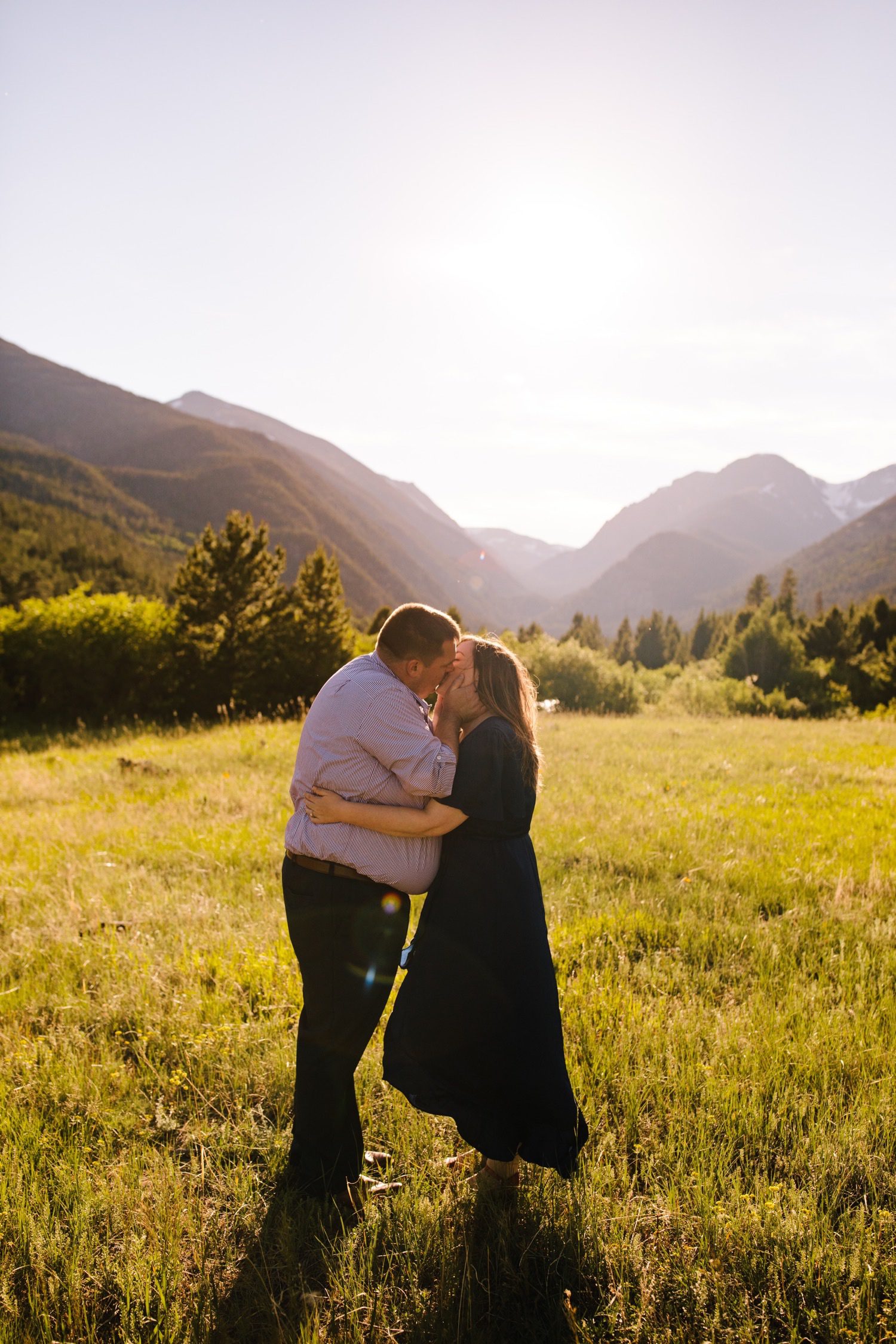 Engagement photos in Rocky Mountain National Park, Fall River Road Rocky Mountain National Park, Sheep Lakes Rocky Mountain National Park, Rocky Mountain National Park Engagement Session, Estes Park Engagement Photos, Rocky Mountain National Park Engagement Session, Estes Park Photographer, Colorado Engagement Photographer, Estes Park Wedding Photographer, Colorado Engagement Photos, Mountain Engagement Photos, Engagement session posing, What to wear for engagement photos