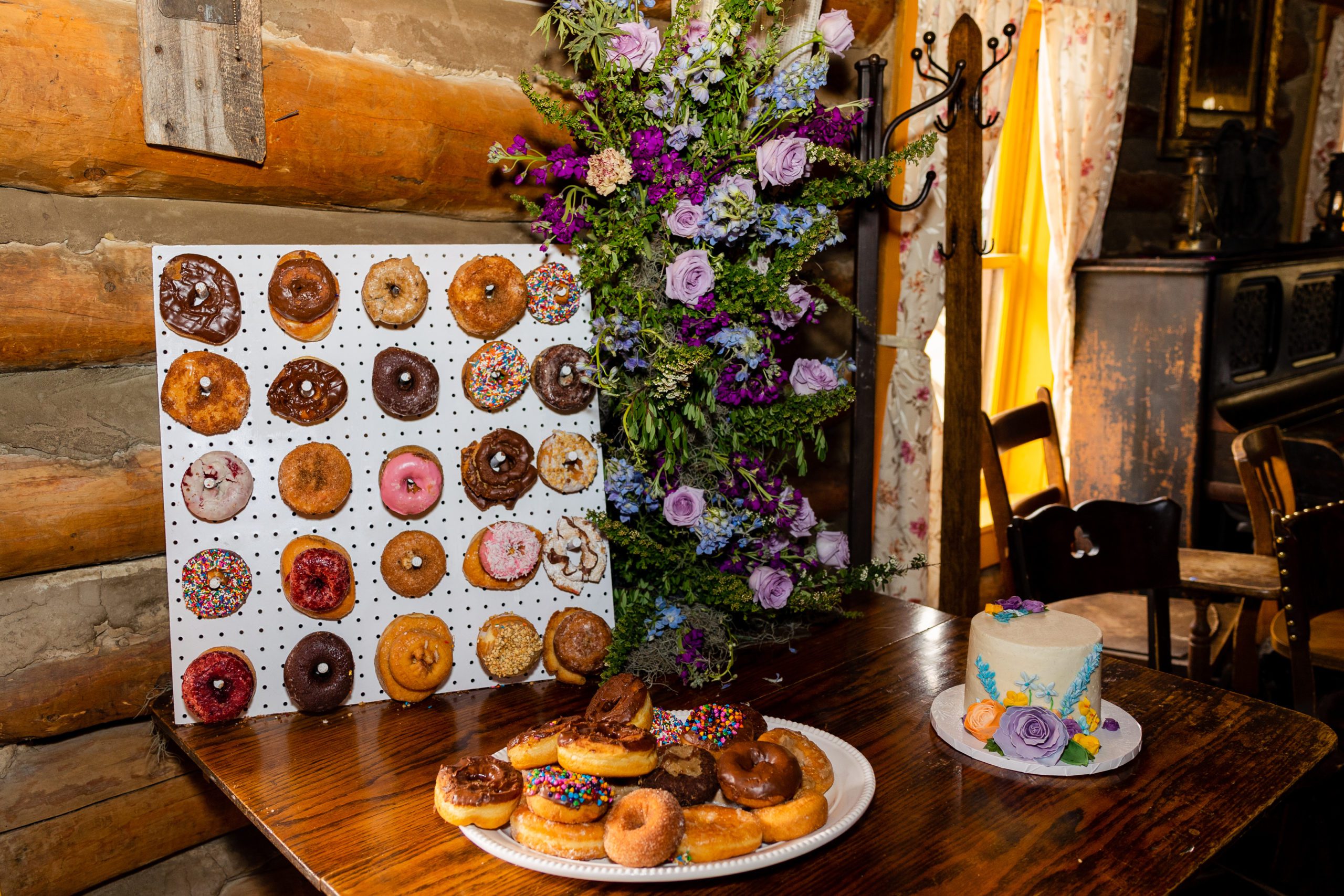 Wedding donut wall, Wedding dessert bar, Wedding donuts, Rustic wedding ideas
