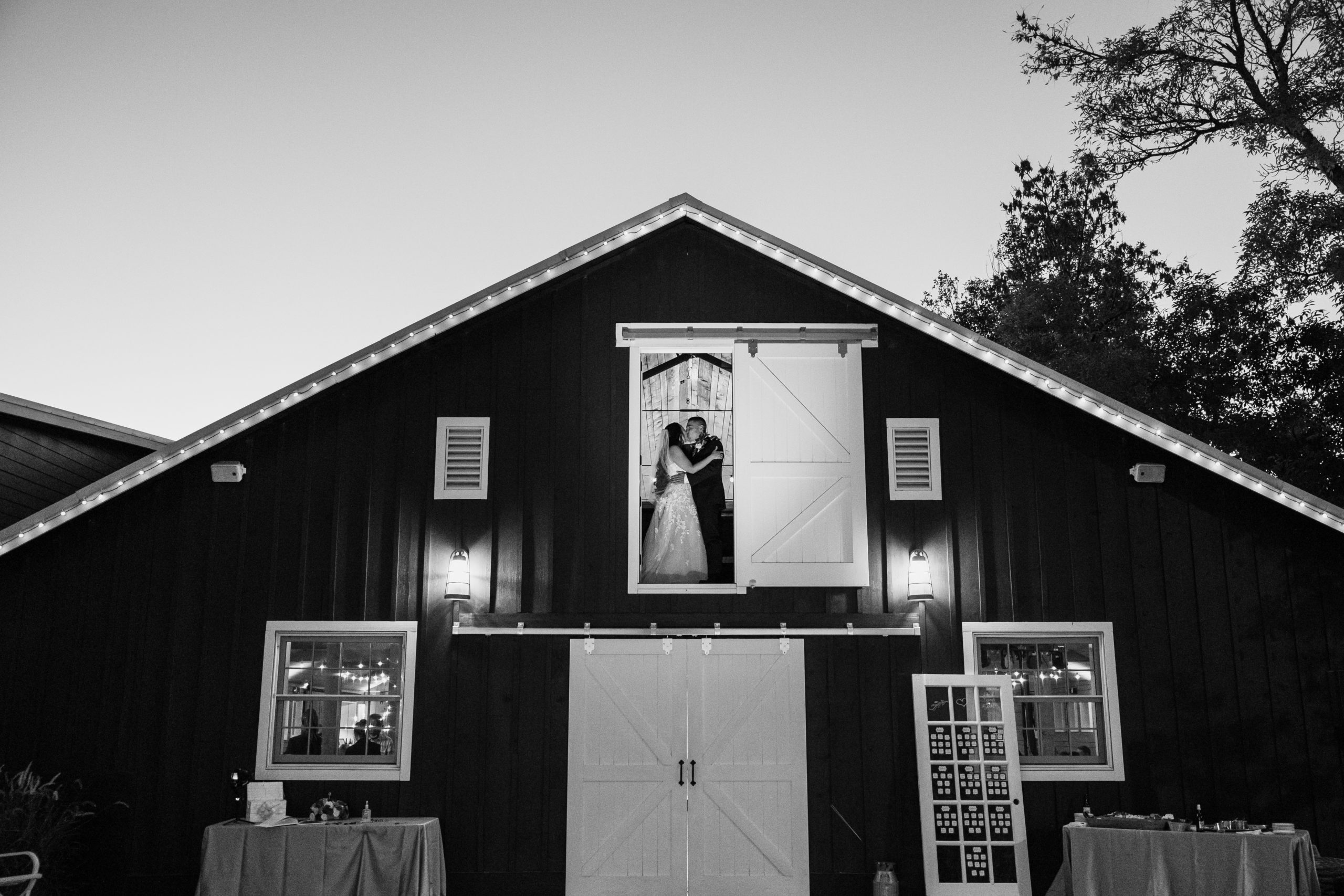 Barn wedding photo, The Barn at Raccoon Creek in Colorado